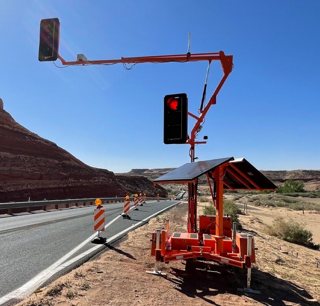 PTS 2000 Portable Traffic Signals